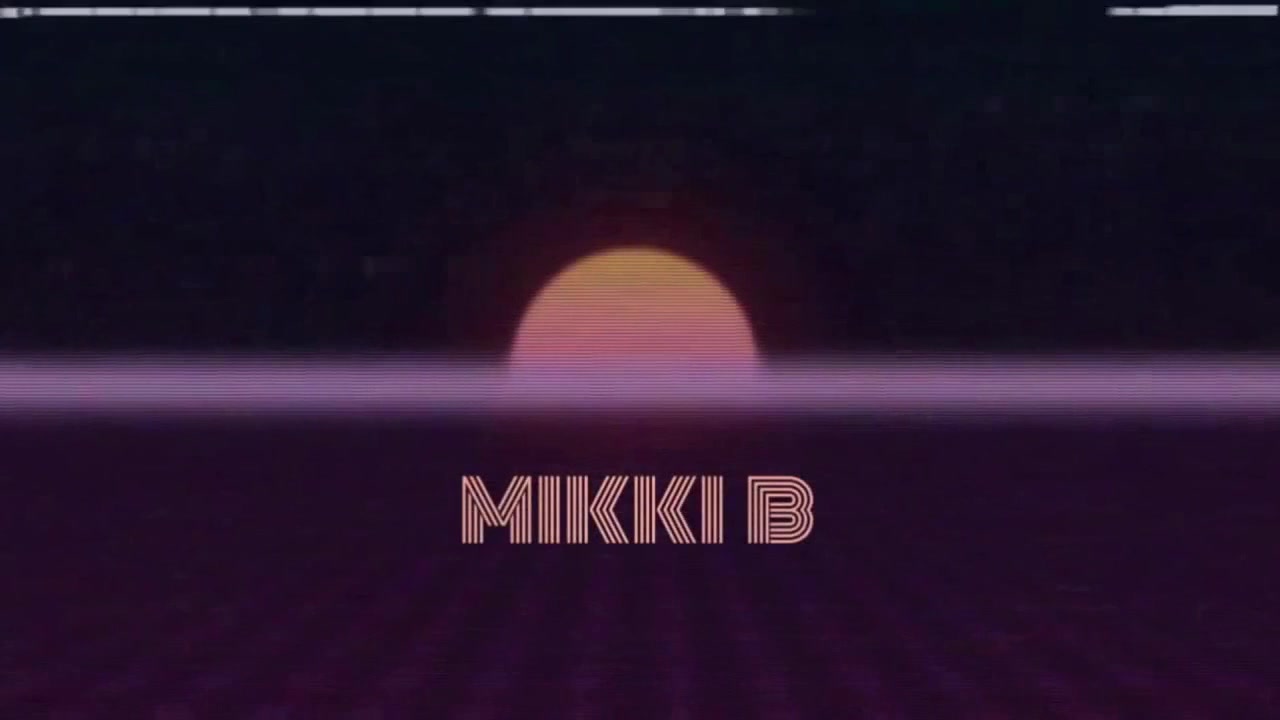 Mikki-B- -07-04-20183 -159522 1