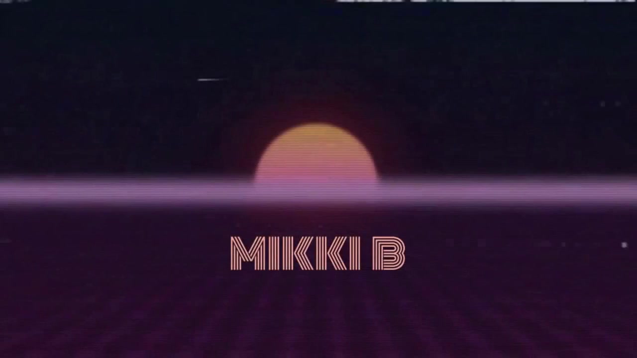 Mikki-B- -10-05-20181 -159522 1