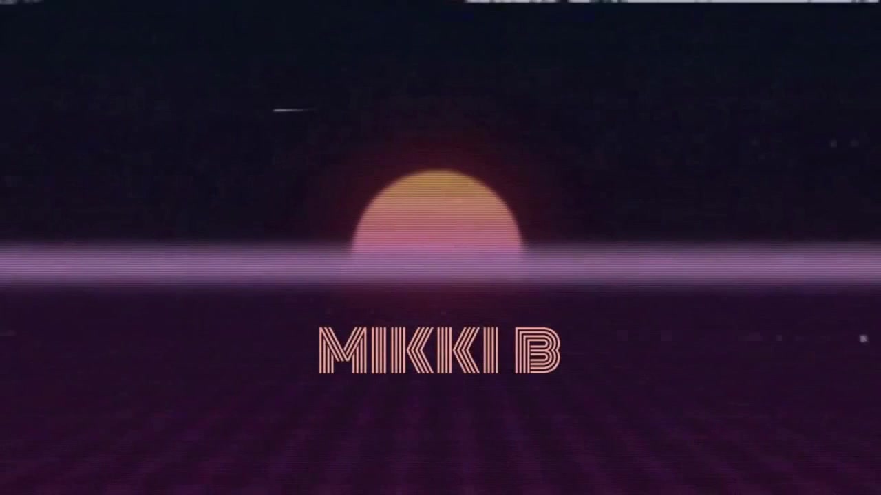 Mikki-B- -10-05-20182 -159522 1