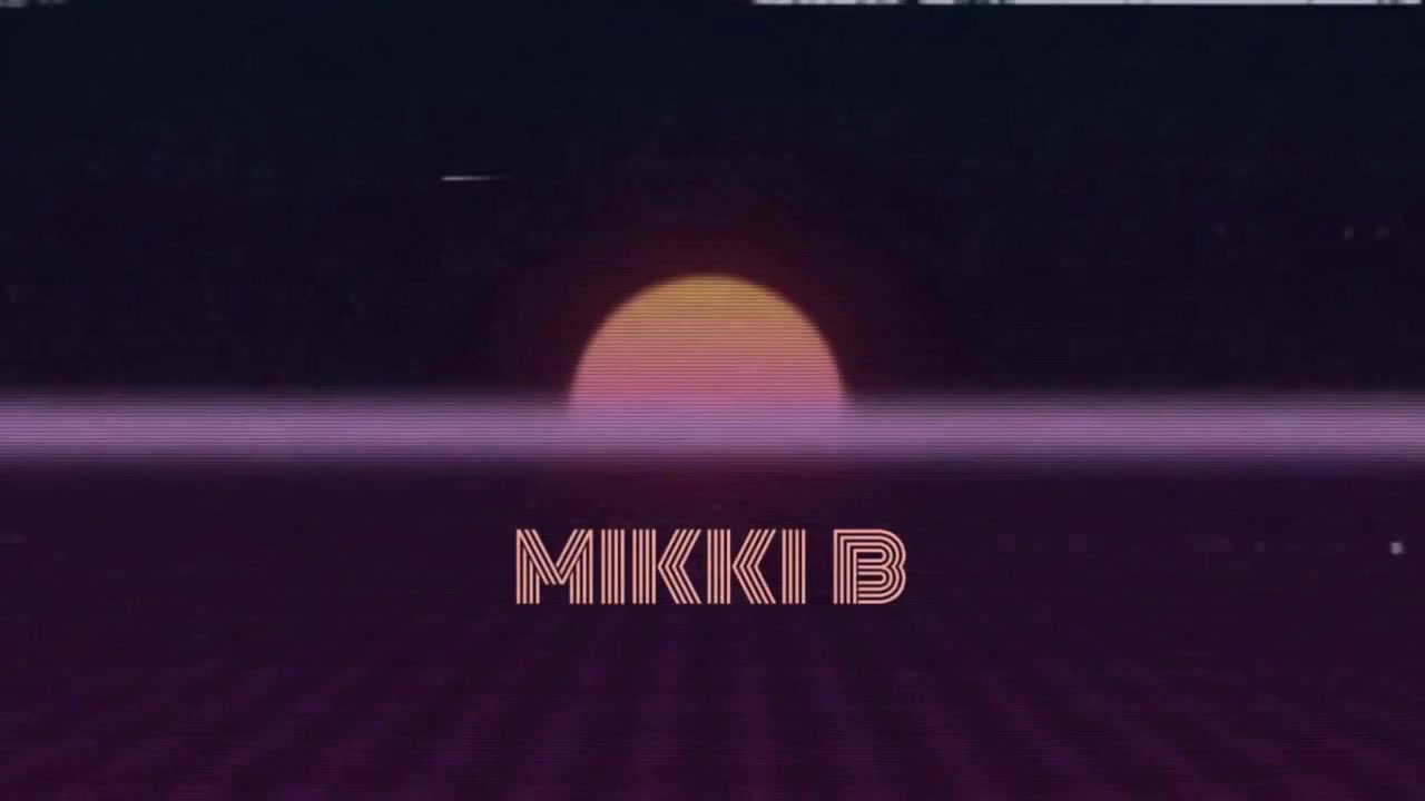 Mikki-B- -15-03-20181 -159522 1